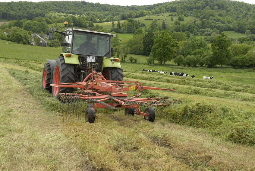 TRATTORI INNOVATIVI, SEMOVENTI, MACCHINE AGRICOLE